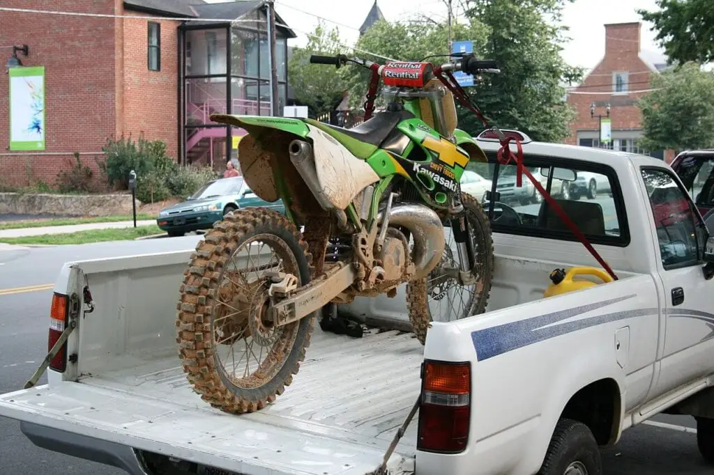 dirt-bike-truck-bed