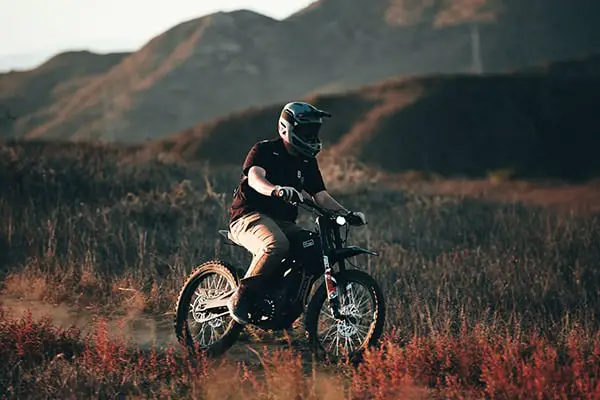 e-dirt-bikes-automatic