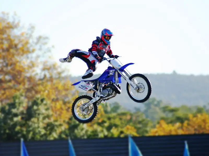 yamaha-yz125